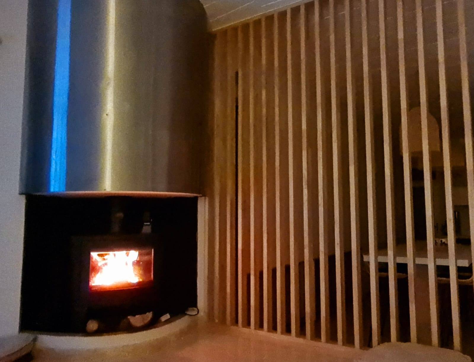 Comment Nettoyer une Cheminée en Pierre ? Nos conseils🔥